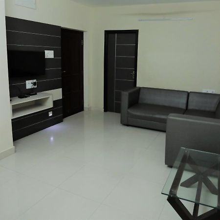 Отель Moonlight Residency Tiruchirappalli Экстерьер фото