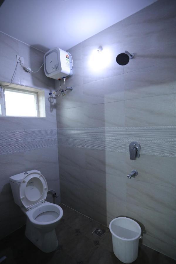 Отель Moonlight Residency Tiruchirappalli Экстерьер фото