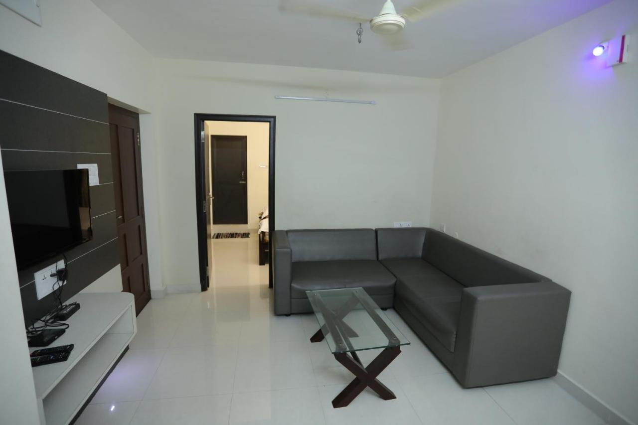 Отель Moonlight Residency Tiruchirappalli Экстерьер фото