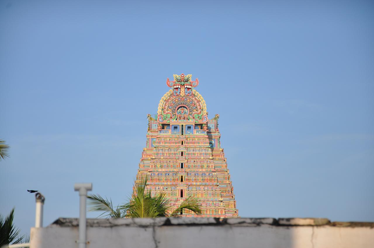 Отель Moonlight Residency Tiruchirappalli Экстерьер фото