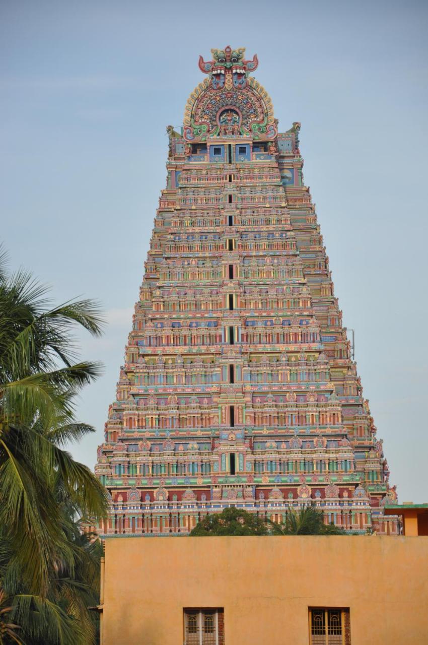 Отель Moonlight Residency Tiruchirappalli Экстерьер фото