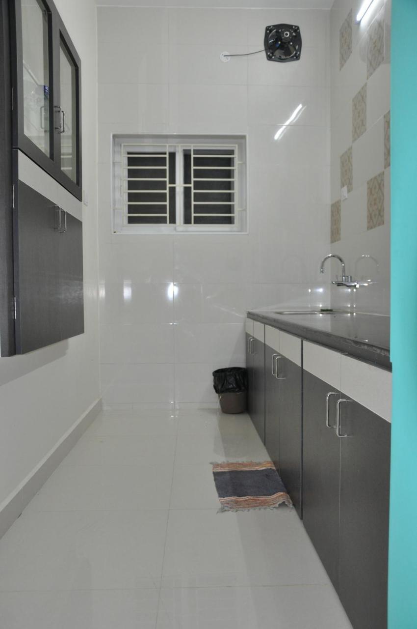 Отель Moonlight Residency Tiruchirappalli Экстерьер фото