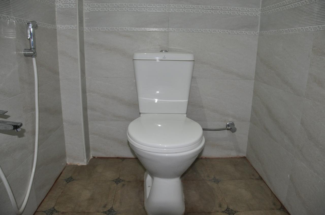 Отель Moonlight Residency Tiruchirappalli Экстерьер фото