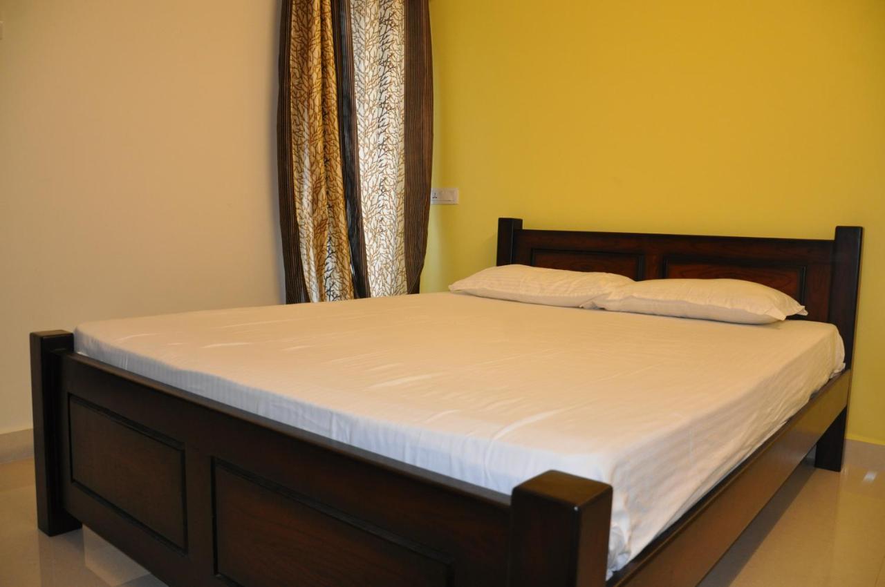 Отель Moonlight Residency Tiruchirappalli Экстерьер фото