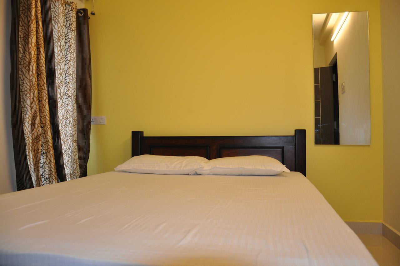 Отель Moonlight Residency Tiruchirappalli Экстерьер фото